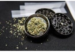 Comment nettoyer un grinder CBD ?